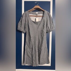 90's style gingham dress!